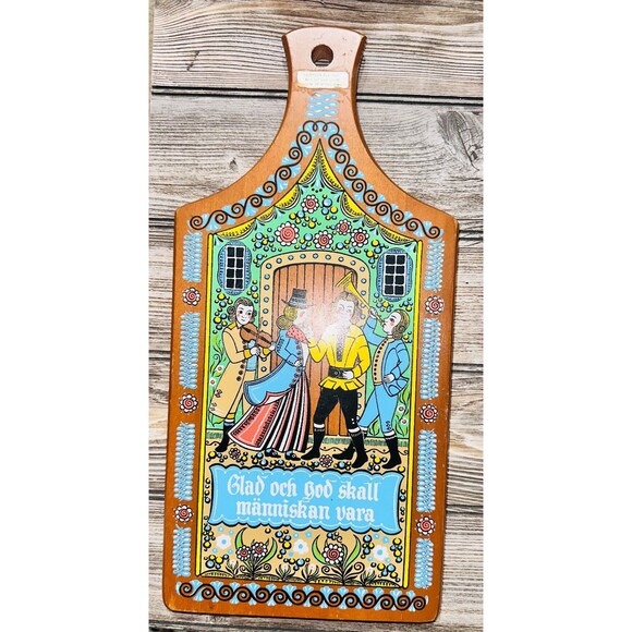 Vtg 60s  Swedish Folk Art Wood Cutting Board Wall Hanger Cottagecore - Picture 2 of 3